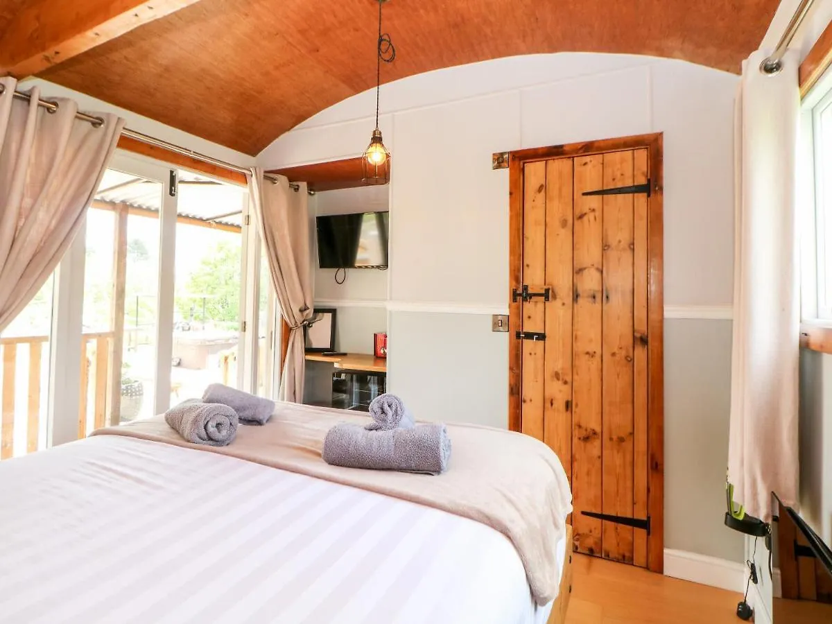 2 Pheasant Lane Villa Deepcar